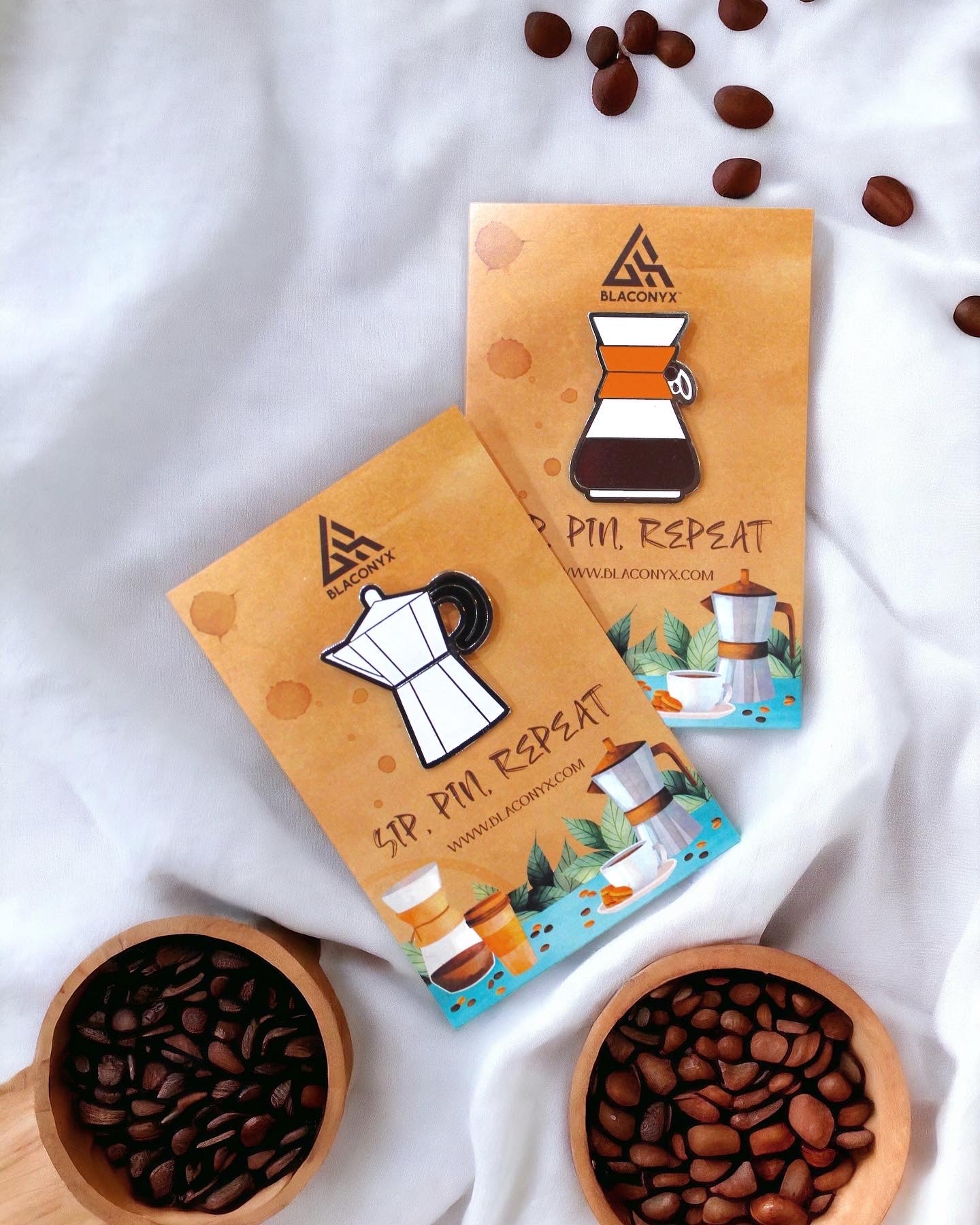 ENAMEL PINS - CHEMEX